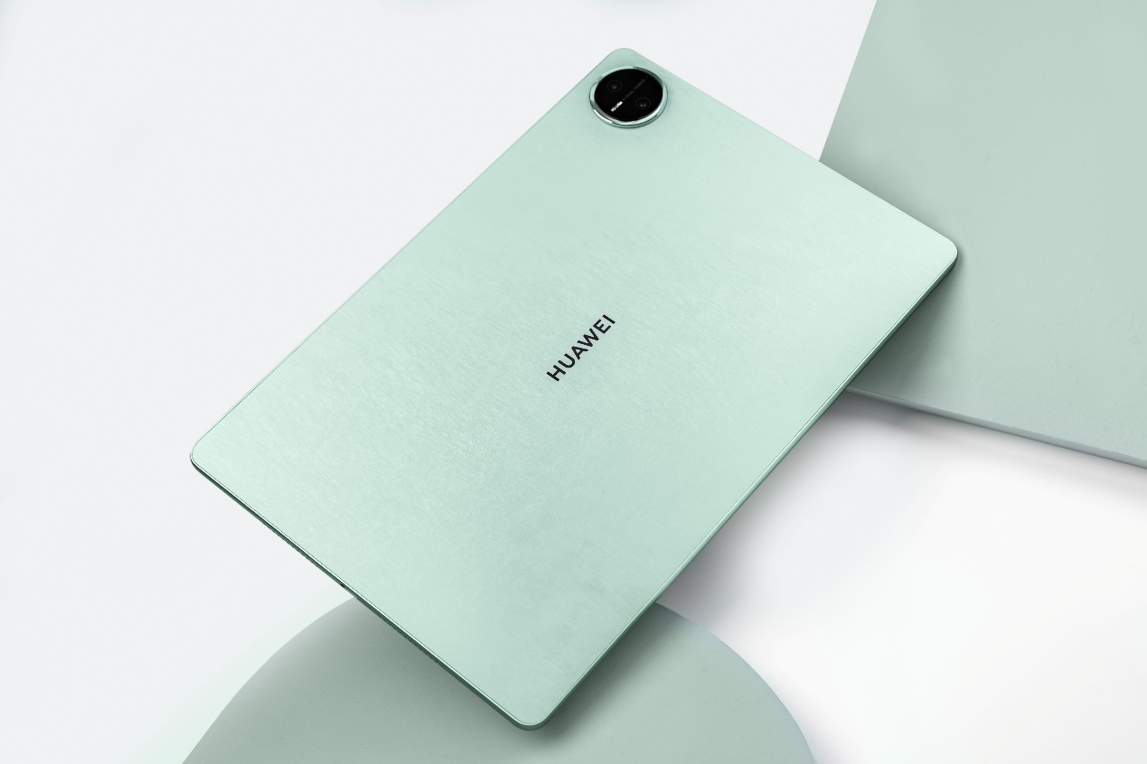 網上投注:適配 K12 到大學生等多群躰,華爲平板電腦成“必入”“全能搭子”